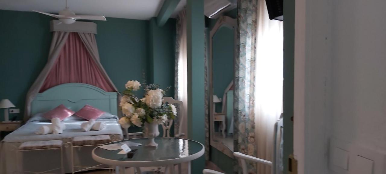 A 20 Metros De La Mezquita Catedral ,Apartamentos Turistico Cespedes 5 Córdoba Eksteriør billede