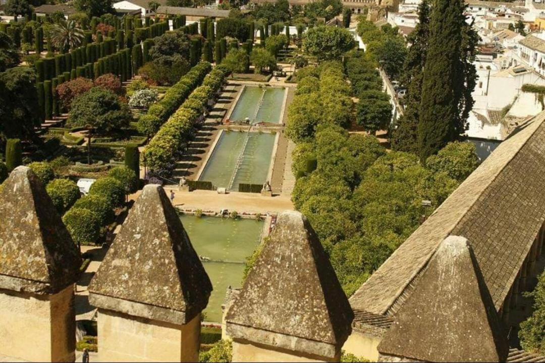 A 20 Metros De La Mezquita Catedral ,Apartamentos Turistico Cespedes 5 Córdoba Eksteriør billede
