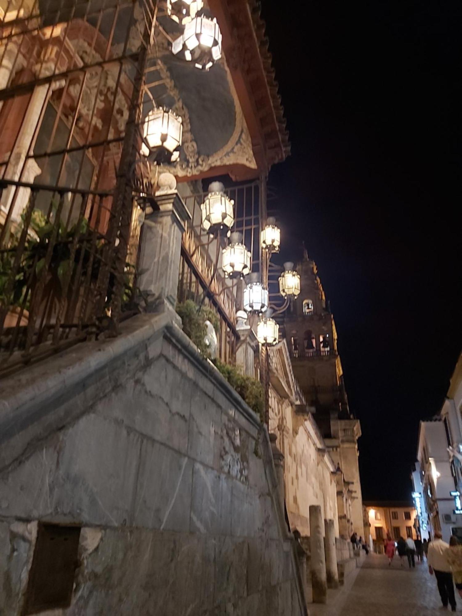 A 20 Metros De La Mezquita Catedral ,Apartamentos Turistico Cespedes 5 Córdoba Værelse billede
